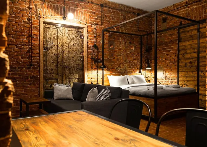 Househost Apartmeni: Podbrzezie 2/20 شقة