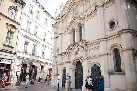 Househost Apartmeni: Podbrzezie 2/20 Kraków