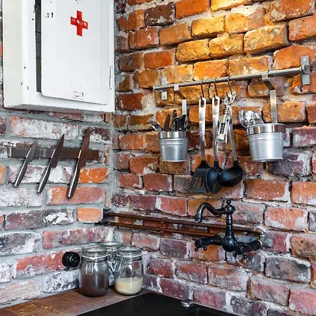 Lägenhet Househost Apartmeni: Podbrzezie 2/20 Kraków